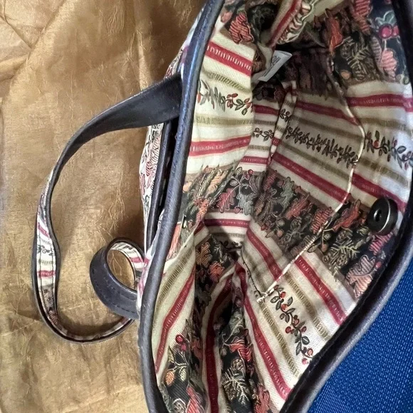 Longaberger Small Tote - Picture 3 of 16